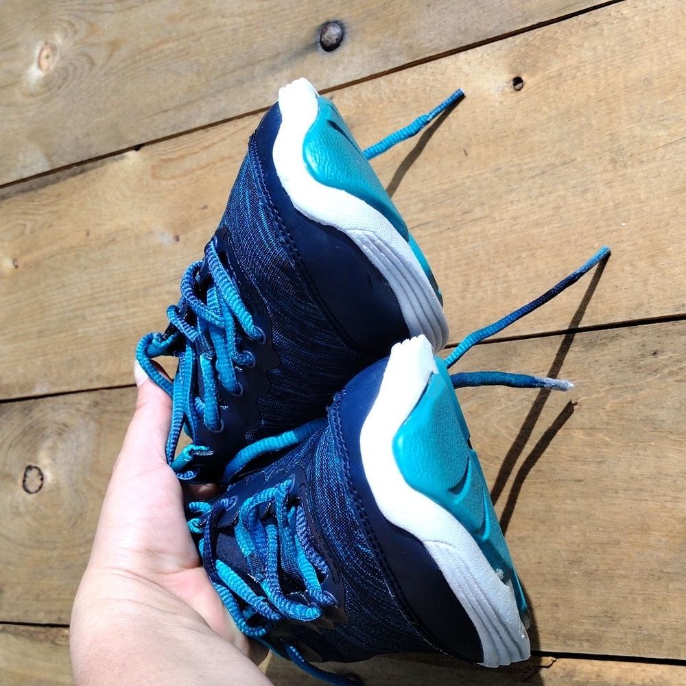 Vionic Women's Agile Fyn Size 8 Lace Up Shoes Low Top Sneaker Blue - Picture 3 of 10
